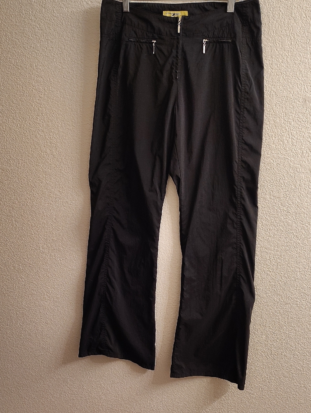 Formula One Size L Men's Black Cargo Pants with Zip Pockets